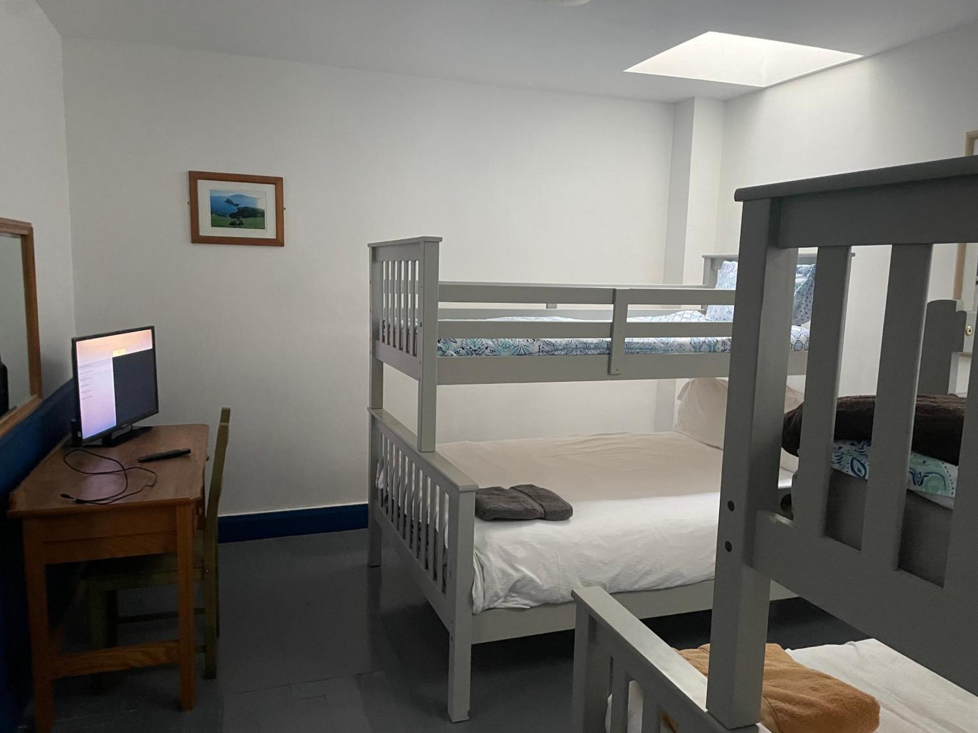 Glaise Bheag Coastguard Lodge Hostel At Tigh Tp מראה חיצוני תמונה
